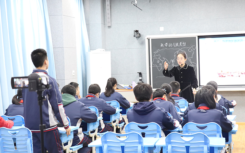 初二地理教案下载_初二地理复习提纲_初二地理 教案